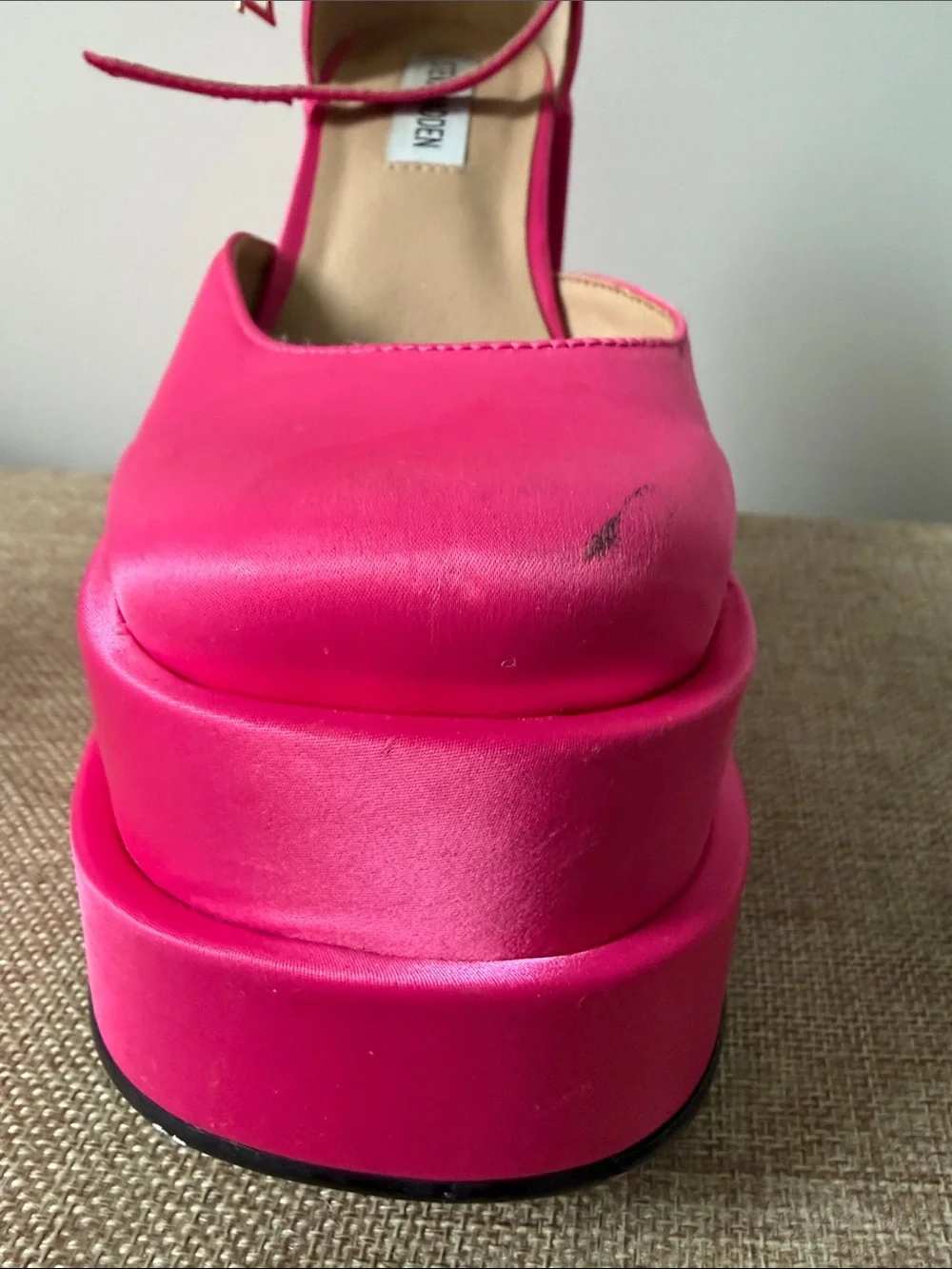 Steve Madden Charlize Hot Pink Platform Pumps